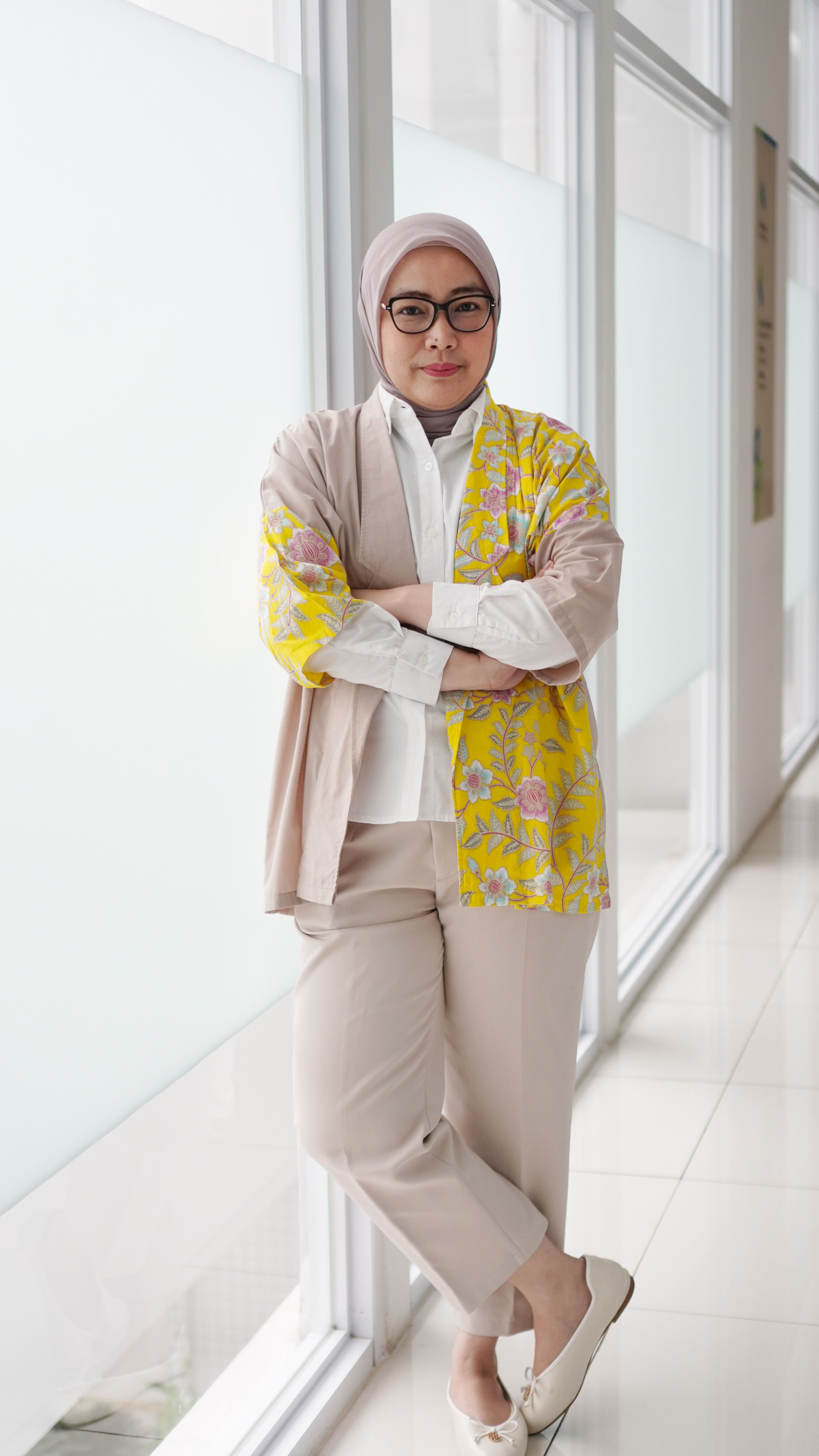 apt. Rini Isyana Wardani, S. Farm